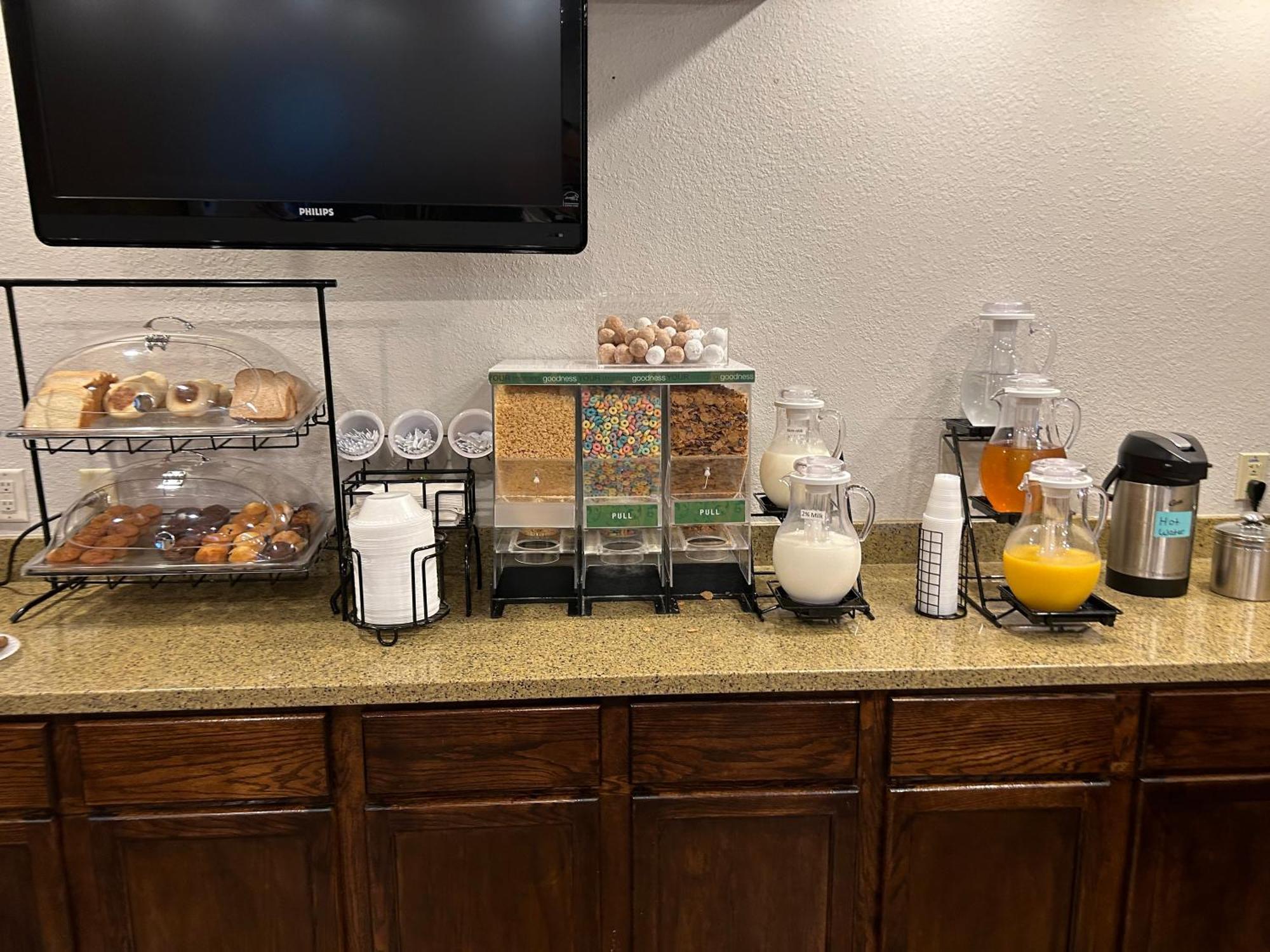 Boarders Inn & Suites By Cobblestone Hotels - Munising Wetmore المظهر الخارجي الصورة