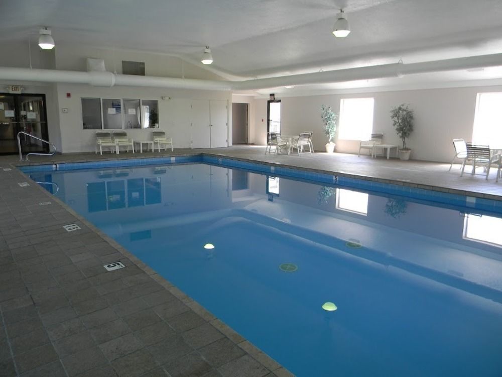Boarders Inn & Suites By Cobblestone Hotels - Munising Wetmore المظهر الخارجي الصورة