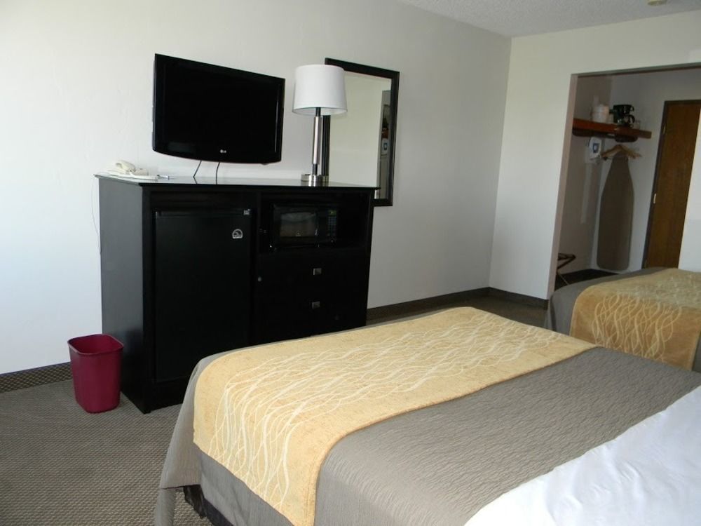 Boarders Inn & Suites By Cobblestone Hotels - Munising Wetmore المظهر الخارجي الصورة
